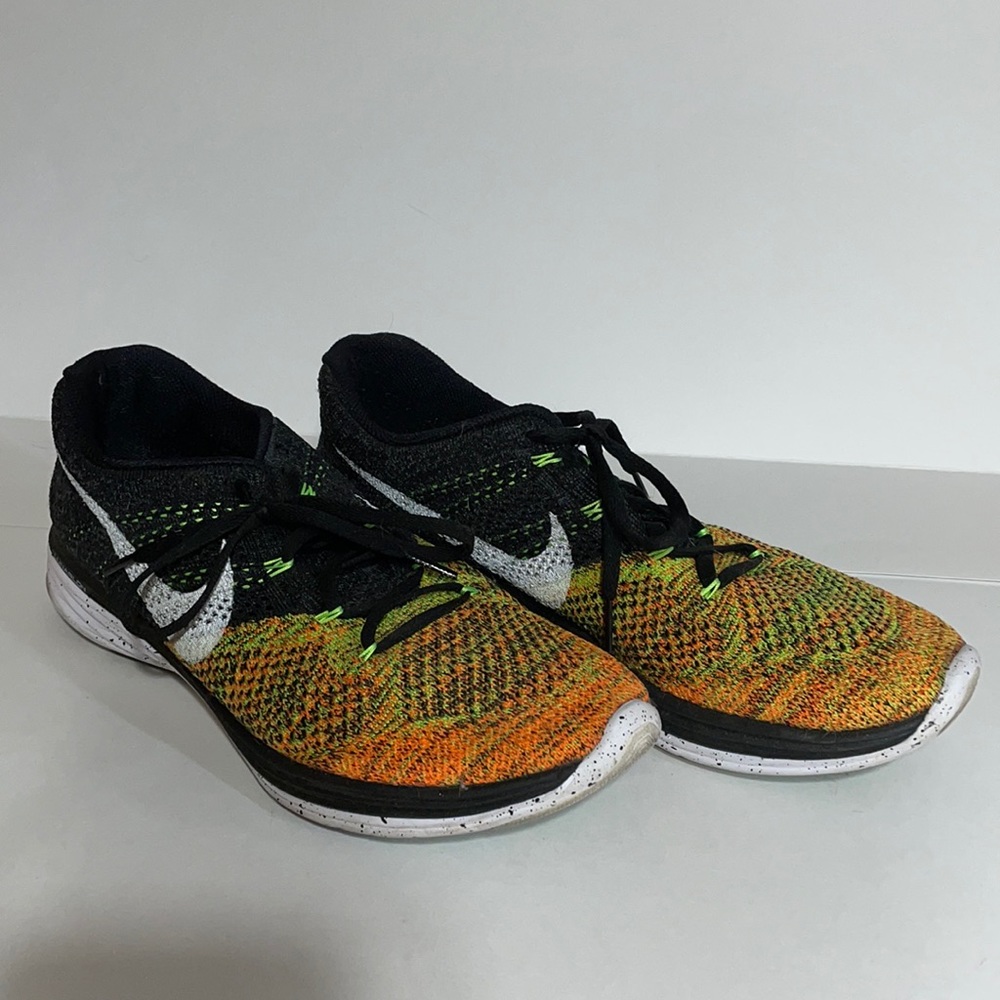 NIKE FLYKNIT LUNAR 3